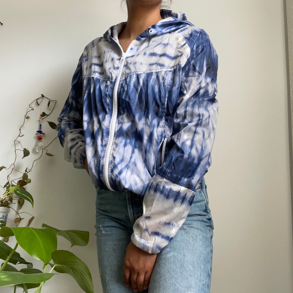 American eagle wind breaker